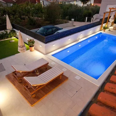 Preko 14163a Appartement *